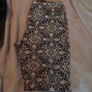 LuLaRoe TC Leggings